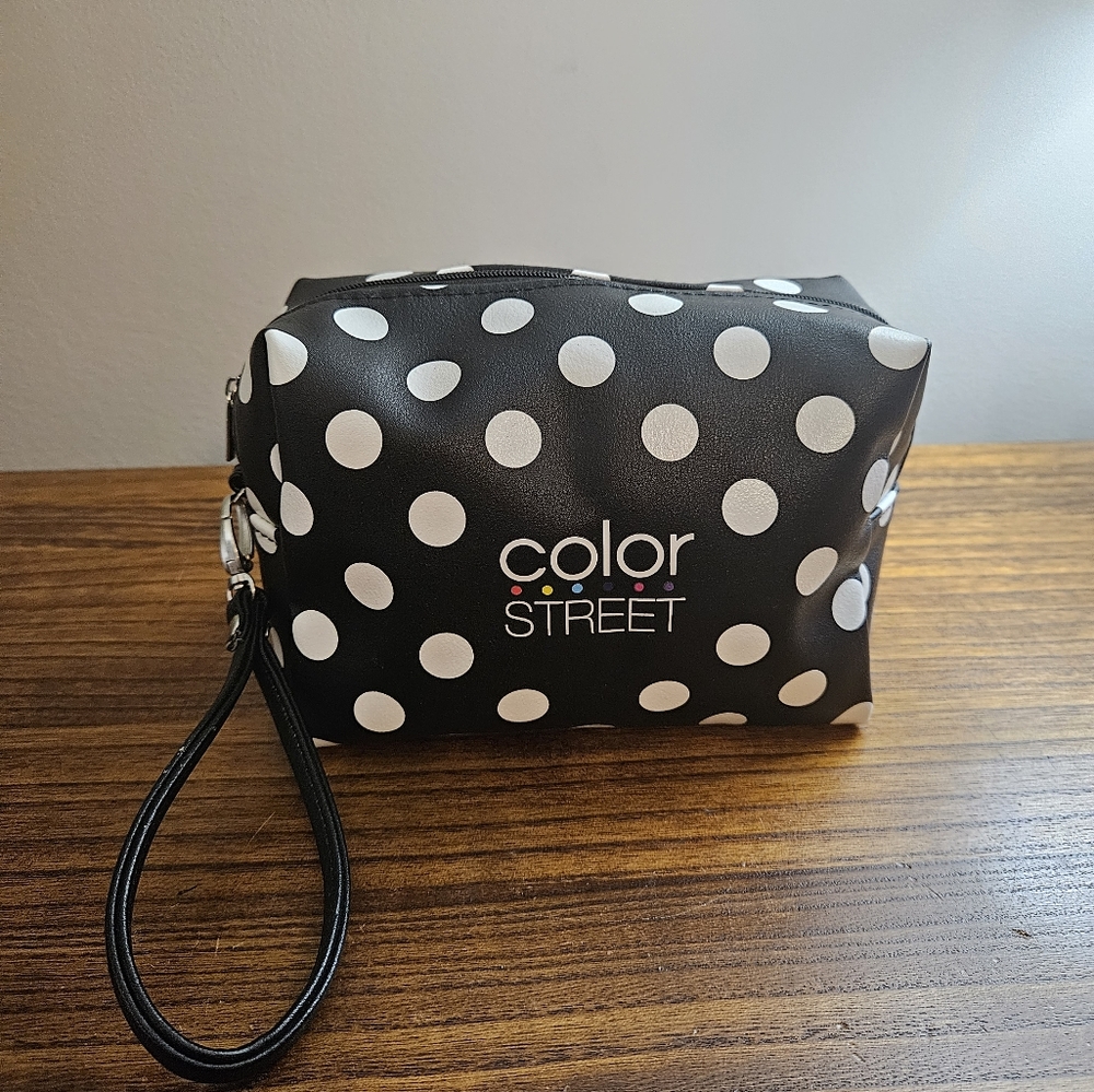 Color Street wristlet